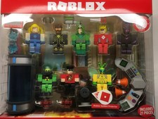 Roblox 10763 Heroes Of Robloxia Feature Playset -