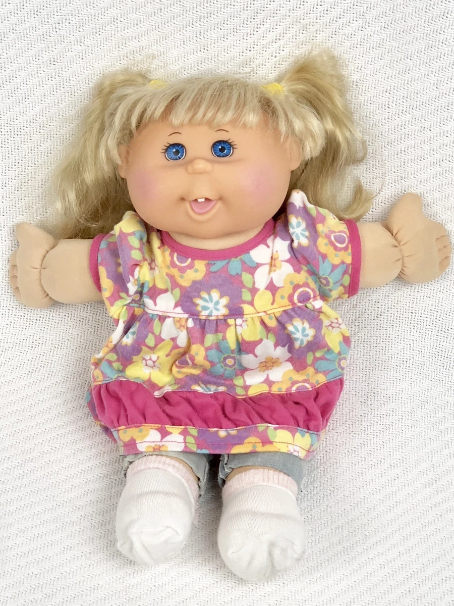 Cabbage patch blonde hair on sale blue eyes