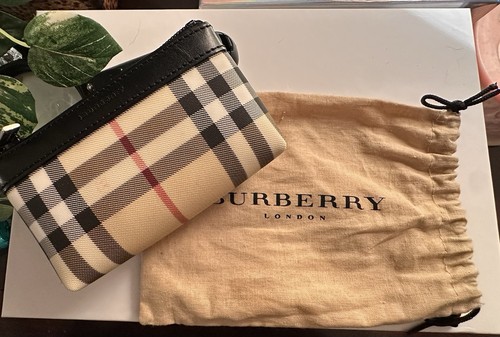Authentic Burberry Vintage Check Canvas Leather Coin Pouch Wallet Zip Top 5”x3”