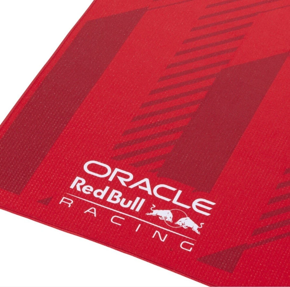 TaylorMade Oracle 红牛赛车超细纤维高尔夫毛巾 TM25 TM×ORBR 售罄 — 第 2/4 张图片