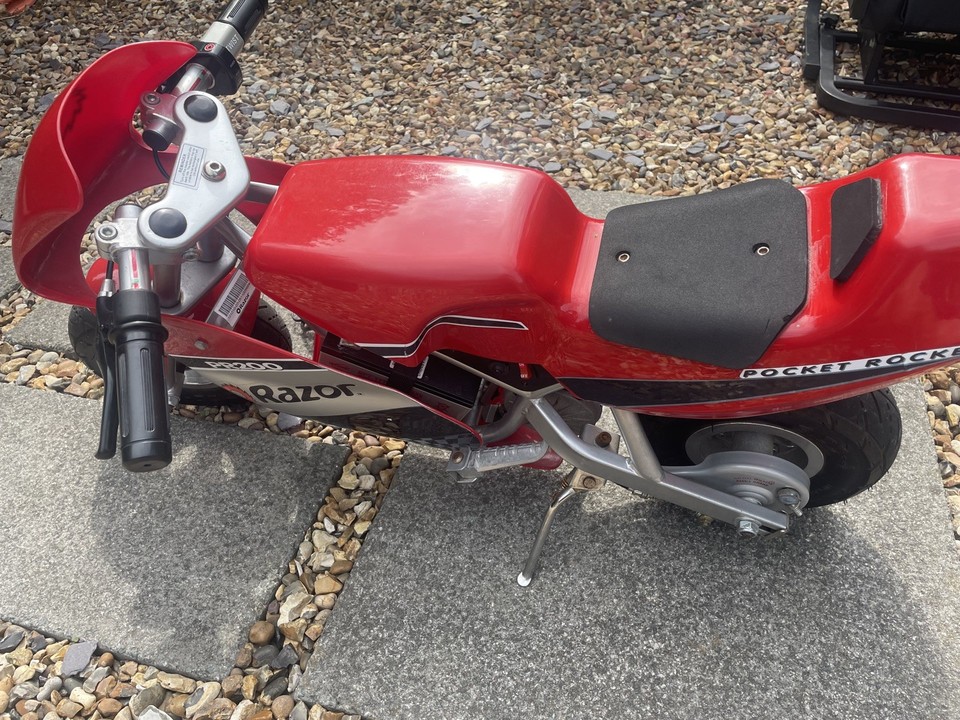 Razor PR200 Pocket Rocket Mini Electric Motorcycle Mini Moto 24v ...