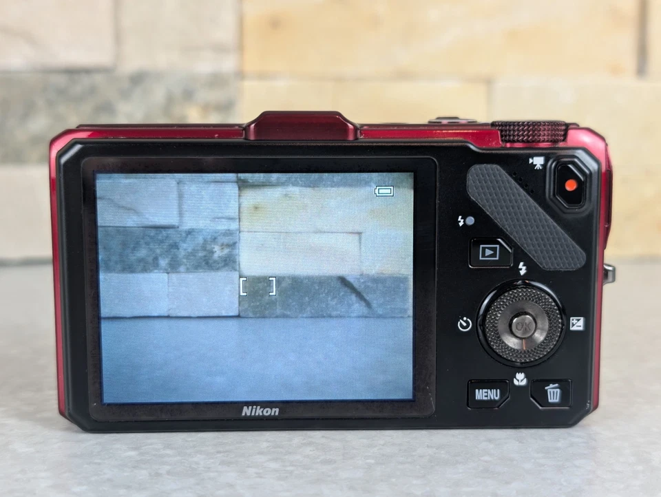 Nikon Coolpix S9300 16.0MP 18x Wide Zoom Full HD Digital Camera RED ! PLS READ ! - Image 3 of 4