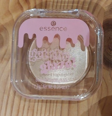 Essence Get The Glaze! Baked Highlighter Donut Worry Be Glazy Limited Edition