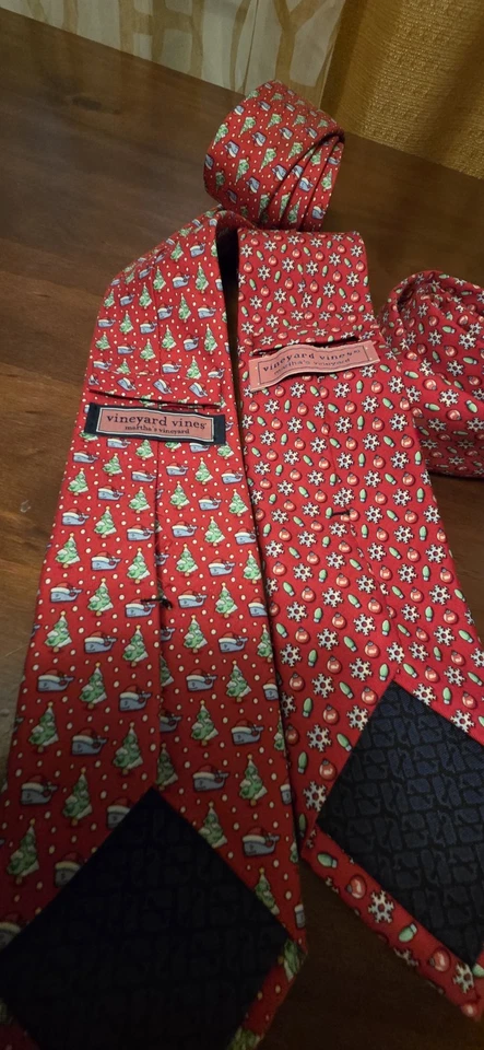 Corbata Vineyard Vines tema de Navidad 100 % seda roja EE. UU. 2 piezas Foto 4 de 4