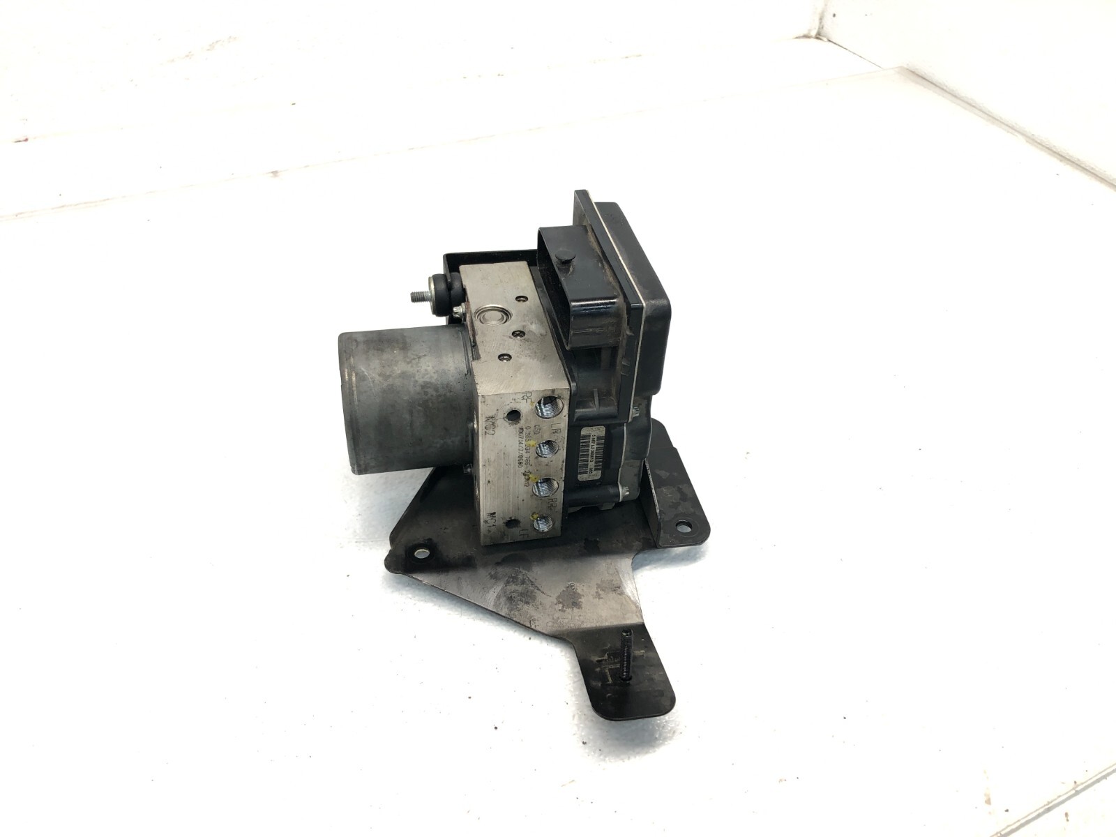 2009-2013 MASERATI GRANTURISMO S M145 ABS ANTI LOCK BRAKE PUMP MODULE OEM