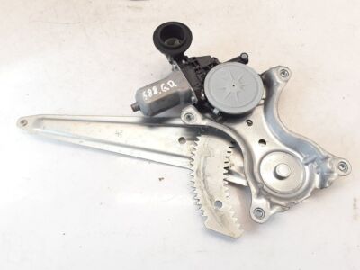 Toyota RAV4 XA40 2.2D 2015 Rear Right Door Window Regulator Motor 8572035140