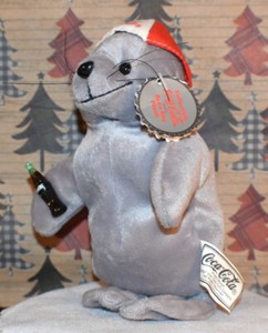 Coca Cola Plush Beanie Seal in a Hat  holding a Coke Bottle 1997 6" Tall