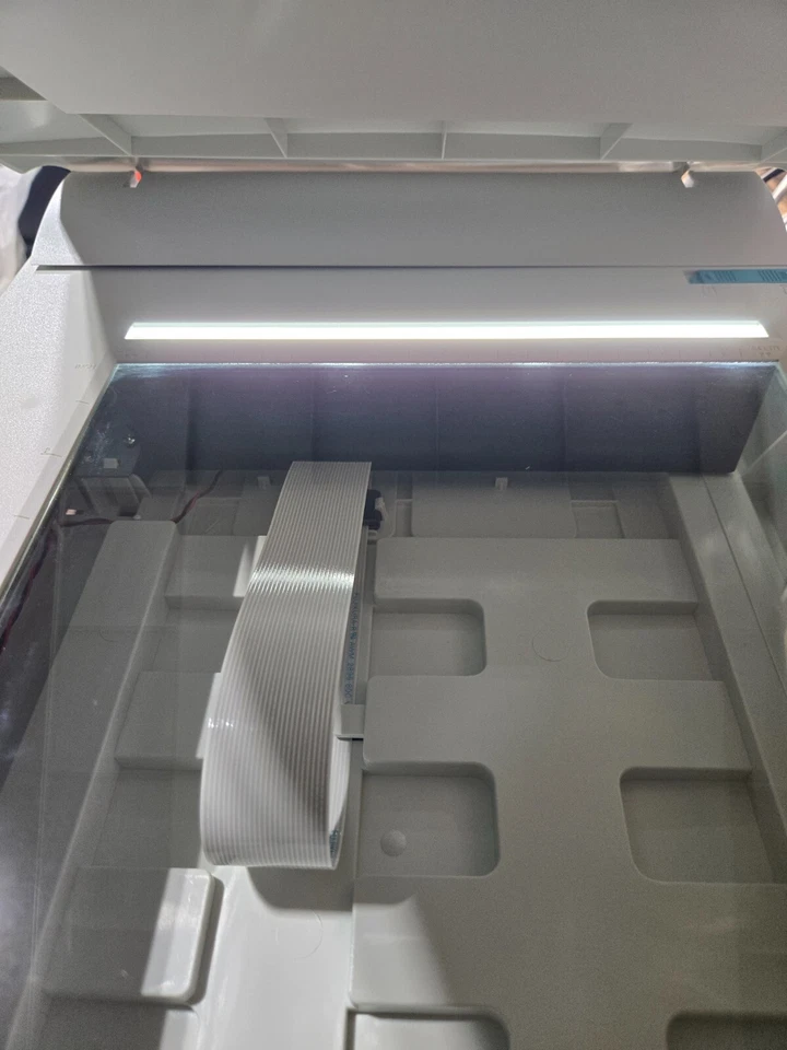 UMAX Astra 1220P 600DPI Scanner  FAST FREE SHIPPING b - Image 3 of 4