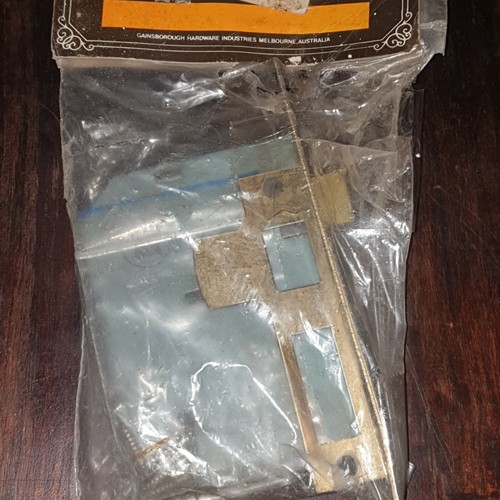 VINTAGE - NEW & SEALED - Gainsborough Handyware - Chrome - Reverse Bolt Lock - Picture 3 of 8