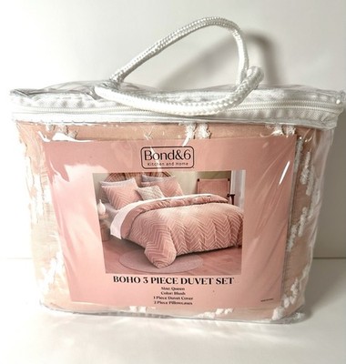 NEW Queen Sized 3-Piece Duvet Set, Blush Pink w/ 1 Duvet Cover & 2 Pillowcases
