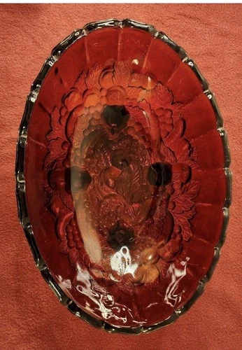 VTG Indiana Carnival Red Glass Footed Fruit Bowl in the Harvest Grape pattern.