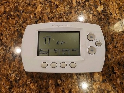 Honeywell TH6320R1004 Programmable 5-1-1 Wireless FocusPro Thermostat 