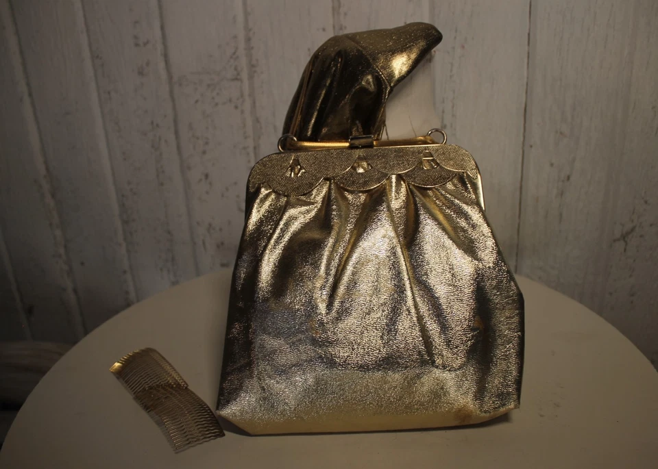 De colección MCM Lote Bolso sin asas dorado, cuello envolvente Lamé 'Extras añadidos' NY y peines para el cabello Foto 4 de 4