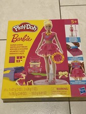 Jeu Créatif de Pâte à modeler Play-Doh Barbie Ruffles & Bows