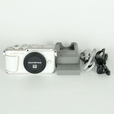 Olympus PEN E PL10 Body White Mirrorless Camera 10807 Shutter 3 Axis IBIS