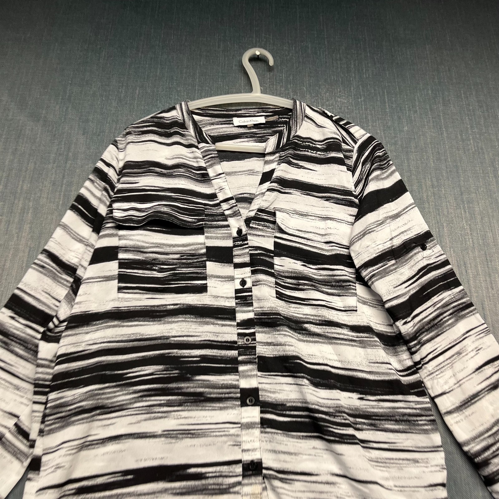 Calvin Klein Women's Blouse Size M Black White Abstract Stripe 100% Polyester thumbnail 6