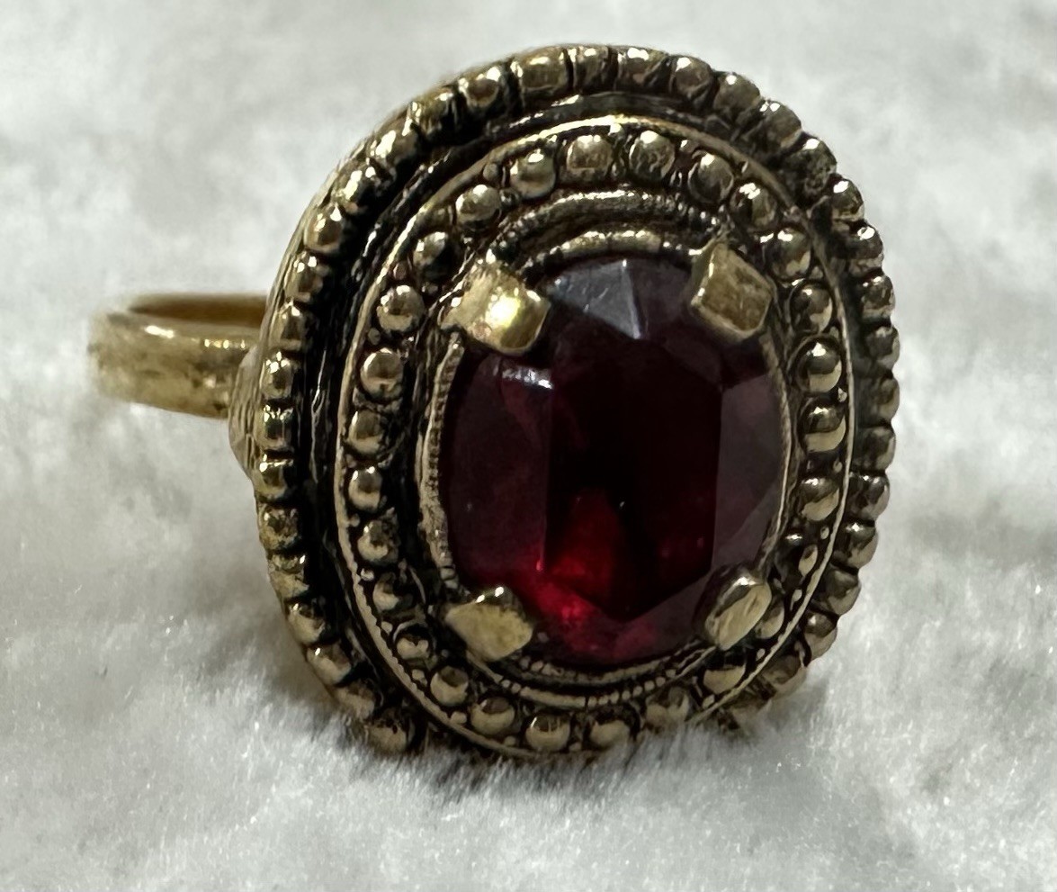Sarah Coventry Red Ruby Rhinestone Ring  Signed A… - image 6