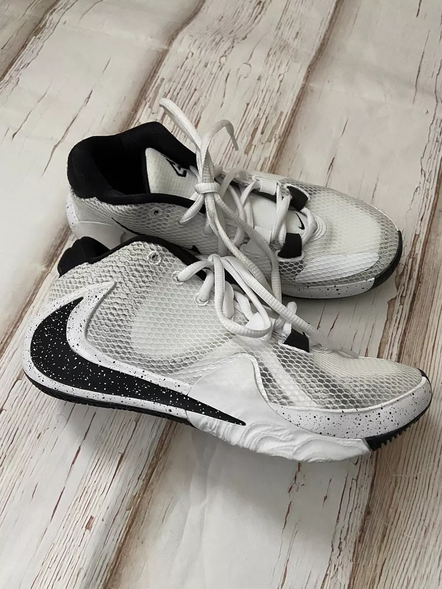 Nike Zoom Freak Oreo High Top Sneakers White Mesh Black Splatter Men Youth sz 4