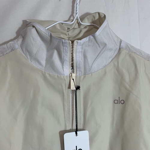 Alo Yoga Womens NWT Renewal Half Zip 
