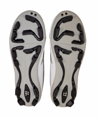 Warrior Burn 7.0 Low- White スパイク Warrior Burn 7.0 Low- White スパイク - メルカリ