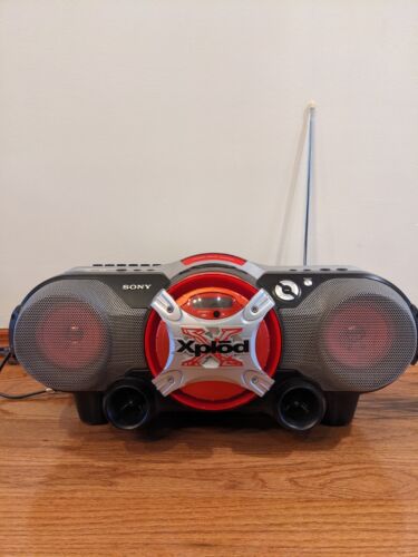 SONY XPLOD CFD-G505 Boombox Radio CD Cassette Big Bass