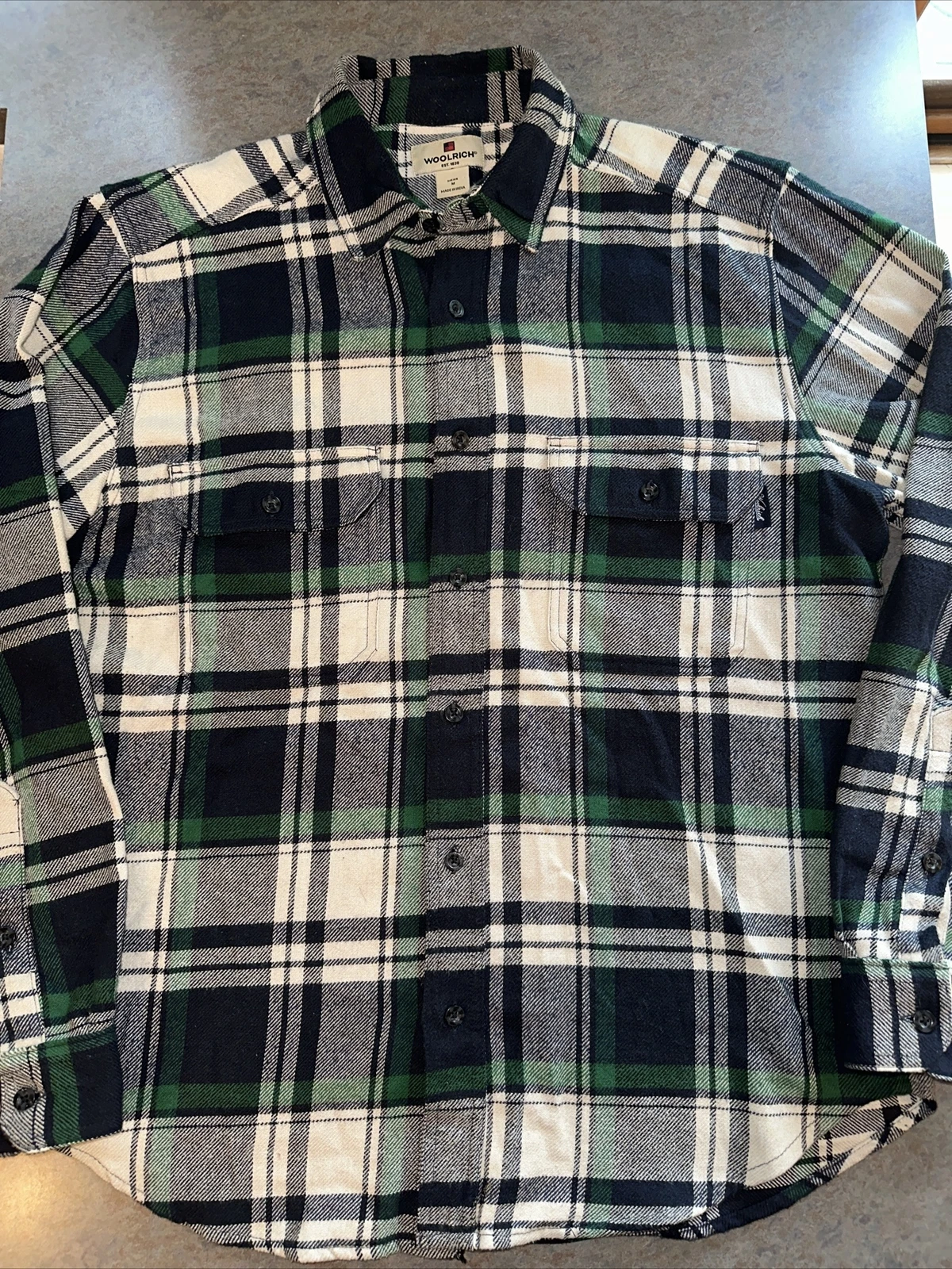 Woolrich Men's Green Blue Plaid Flannel Long Sleeve Shirt Size M Outdoor Hiking
Opens in a new windo
