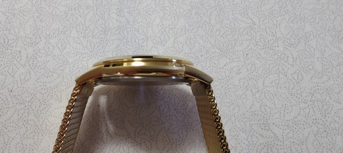 Reloj Citizen Hombre Eco-Drive Capitana Marvel Edición Limitada 40MM FE7062-51W - Imagen 9 de 16
