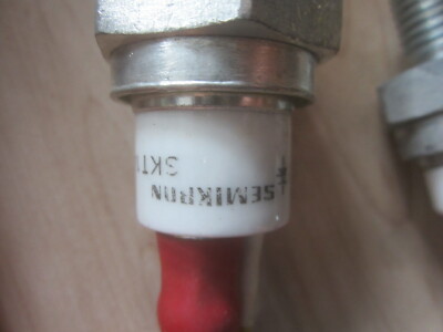 4 x SKT SEMIKRON Thyristor mit Schraubstutzen    4 Stück ! Antenne 70 110 140