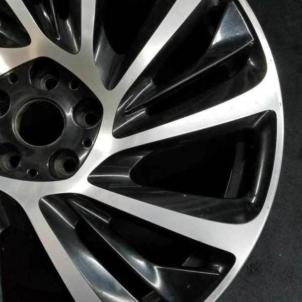 BMW i8 2014-2017 Rear Right Wheel Black P/N 56086207