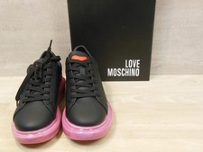 Love Moschino Sneaker schwarz und fuchsia neu. Größe 40