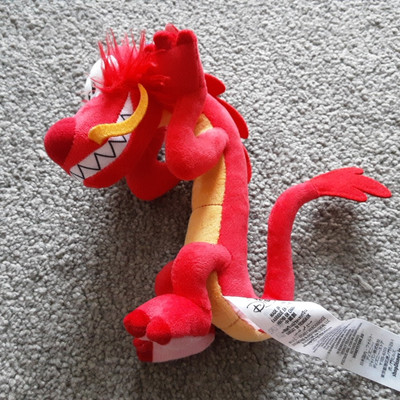 Mushu Magnetic Mulan Disney Land Shoulder Pal - Rare / Retired Disney Park
