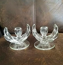 🔥Vtg Clear Glass Curved Wheat Design Candlestick Holders Set of 2🔥