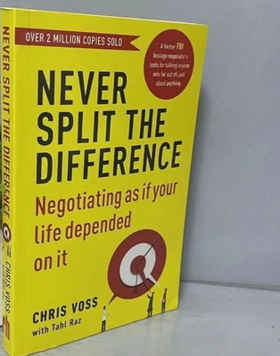 Never Split the Difference by Chris Voss English Negotiation Intelligence Book
