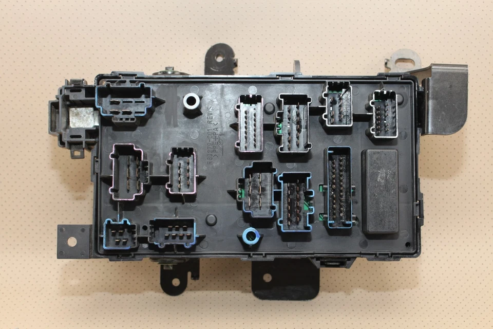 03-04 FORD EXCURSION F250 F350 SUPER DUTY DASH FUSE JUNCTION BOX 3C3T-14A067-BG - Image 3 of 3
