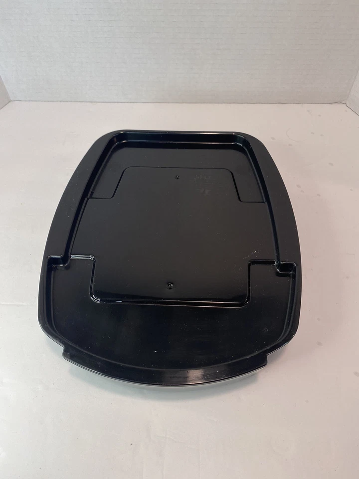 Wolfgang Puck Food Processor BFPR1000 Stand and Cover with Blade Discs - Image 4 of 4