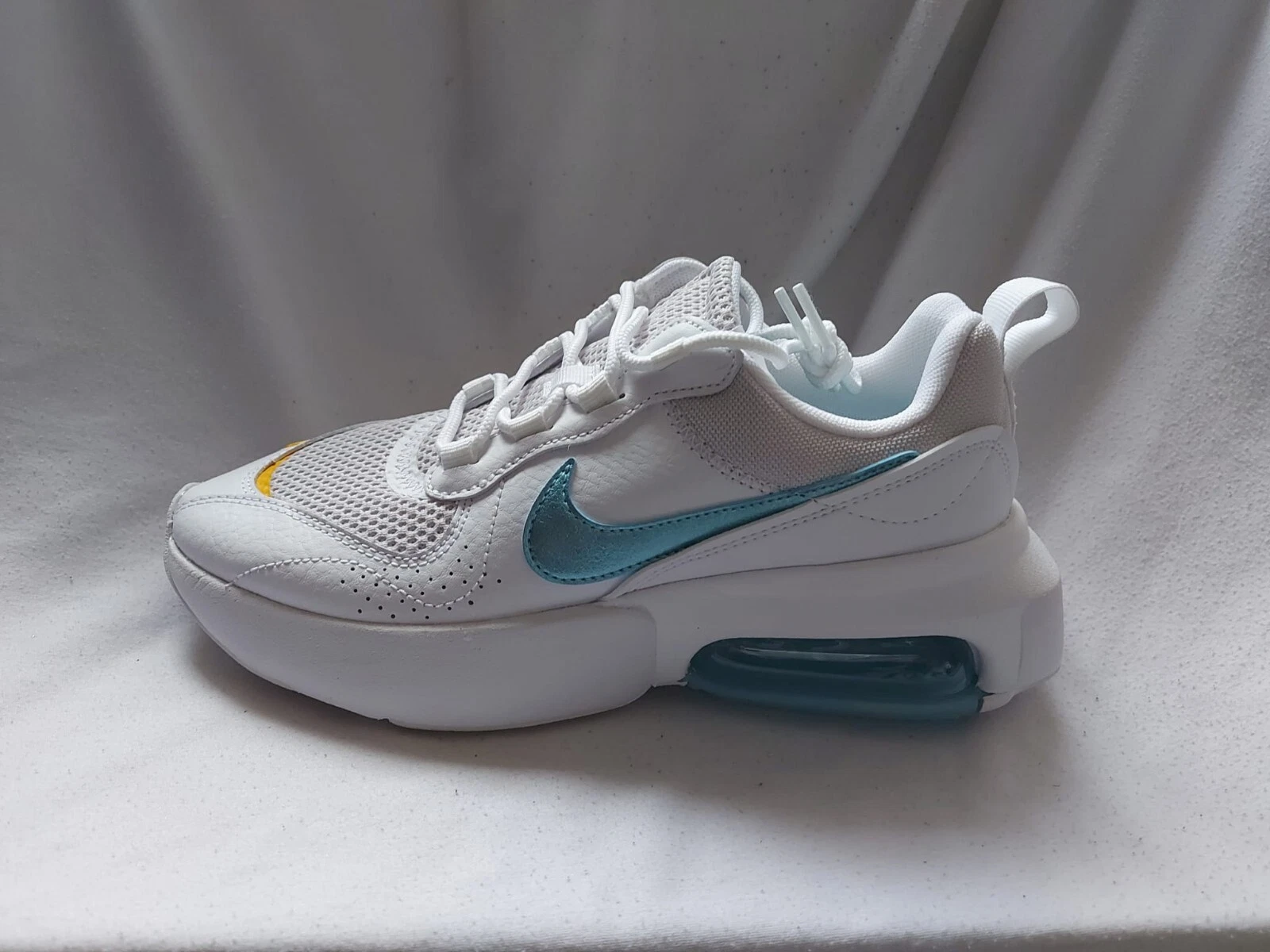 Nike Air Max Verona Scarpe da Ginnastica Sneakers Palestra DA4285 100 UK 4.5 (EU 38) Nuove Bianco