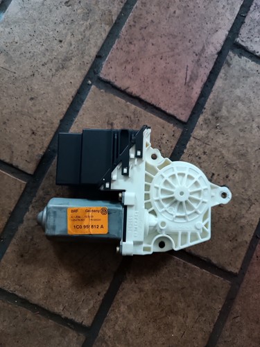 Original VW Golf IV 1J Fensterhebermotor Fensterheber hinten rechts 1C0959812A