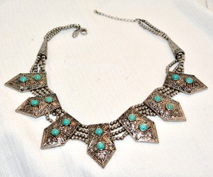 Charming Charlie silver color 12" necklace with 14 turquoise beads lobster clasp
