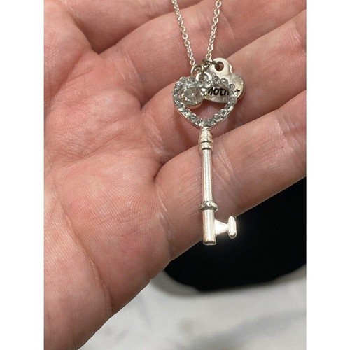 Claire’s Heart Key Pendant Necklace Women’s Silver Faux Stones 11.5” Long Closed - Bild 4 von 11