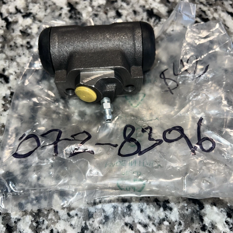 Cilindro de rueda de freno trasero izquierdo o derecho para camioneta Toyota 85-93 2,4 L 3,0 L Foto 3 de 4