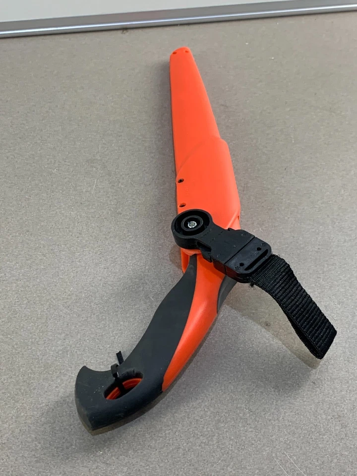 Serra de poda Duramax Pro com bainha. - Imagem 4 de 4