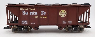 LGB 41760 Santa Fe 2-Bay Covered Hopper- Metal Wheels