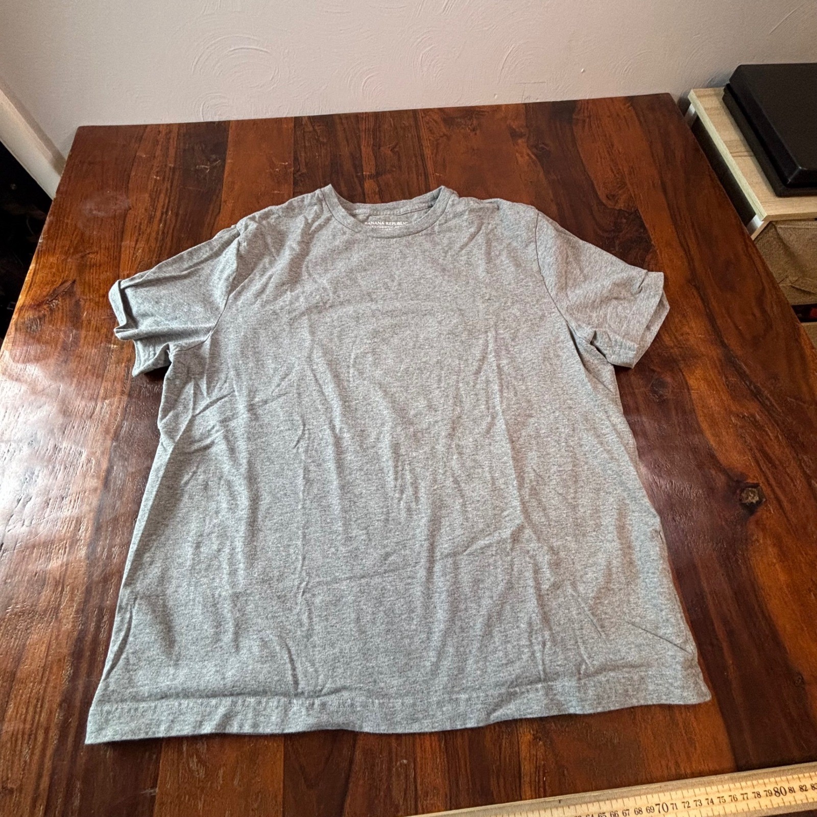 Banana Republic Mens Authentic Tee Gray 100% Supima Cotton Large Short Sleeve