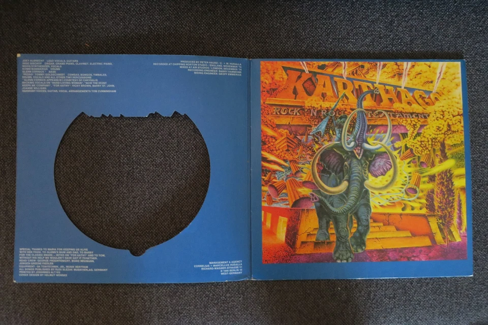 (Vinyl, LP) Karthago - Rock 'N' Roll Testament (Gatefold, Quadraphonic) - Bild 2 von 3