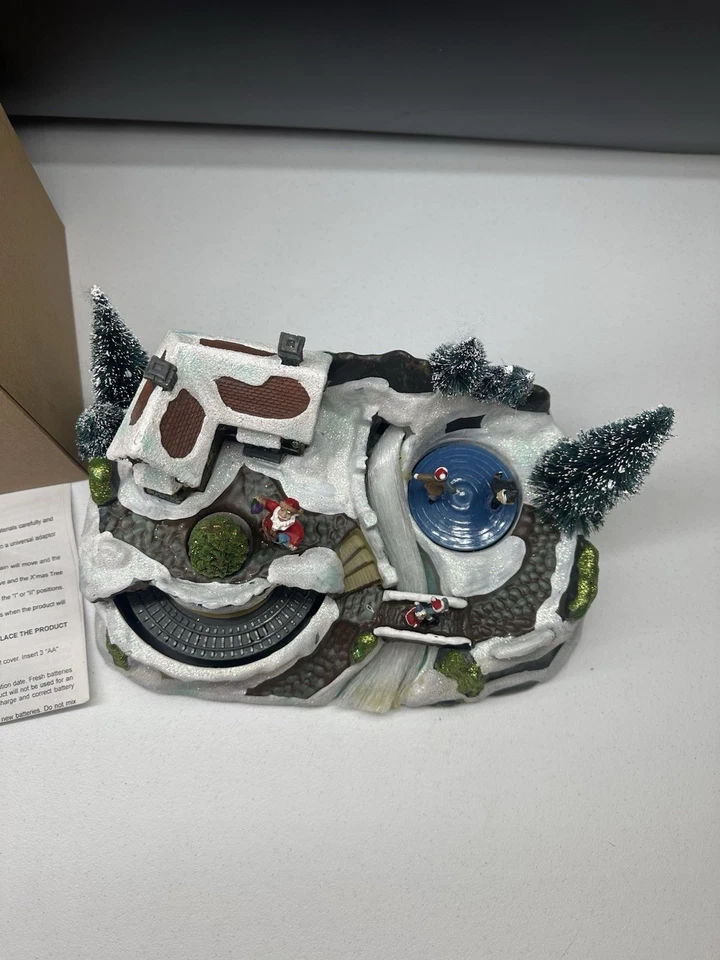 Vtg Avon Winter Wonderland Fiber Optic Village Battery Operated Train 2011 READ - Image 4 of 4