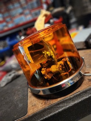 Federal Signal Model 100F Rotating Beacon