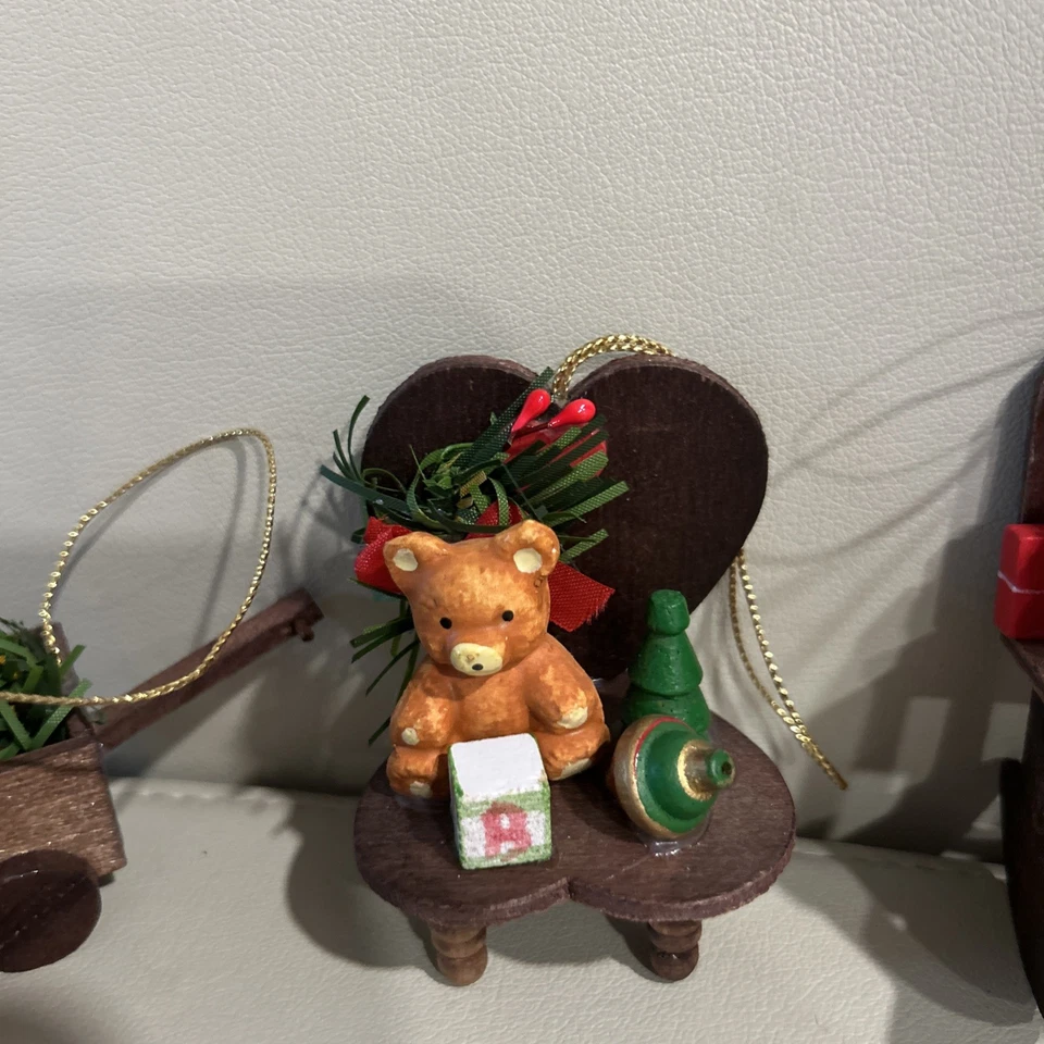 Lote de adornos de oso de peluche de resina de madera de Navidad de colección Foto 4 de 4