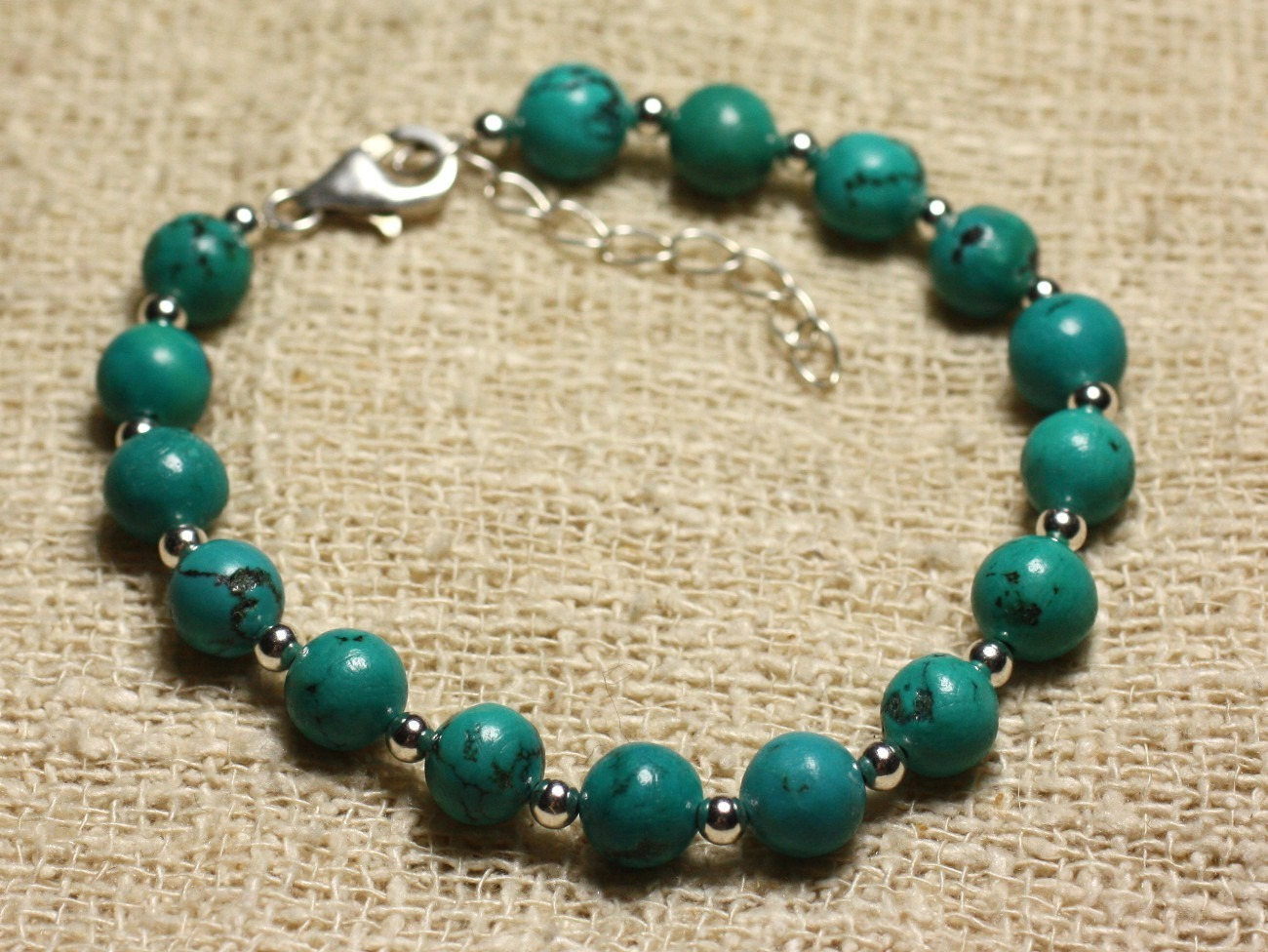 Bracelet en argent 925 et véritable turquoise 8mm confectionné à la main