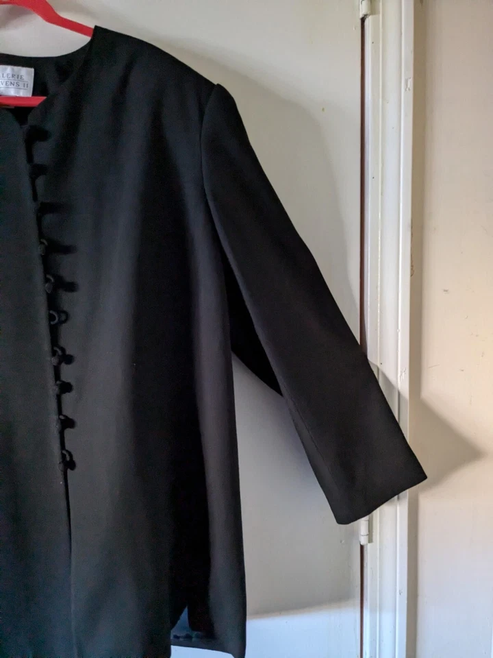 Chaqueta elegante negra Valerie Stevens talla grande 24W Foto 4 de 4