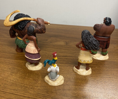 Disney Moana Island 5 Figurine Set Maui Sina Pua Hei Hei Moana